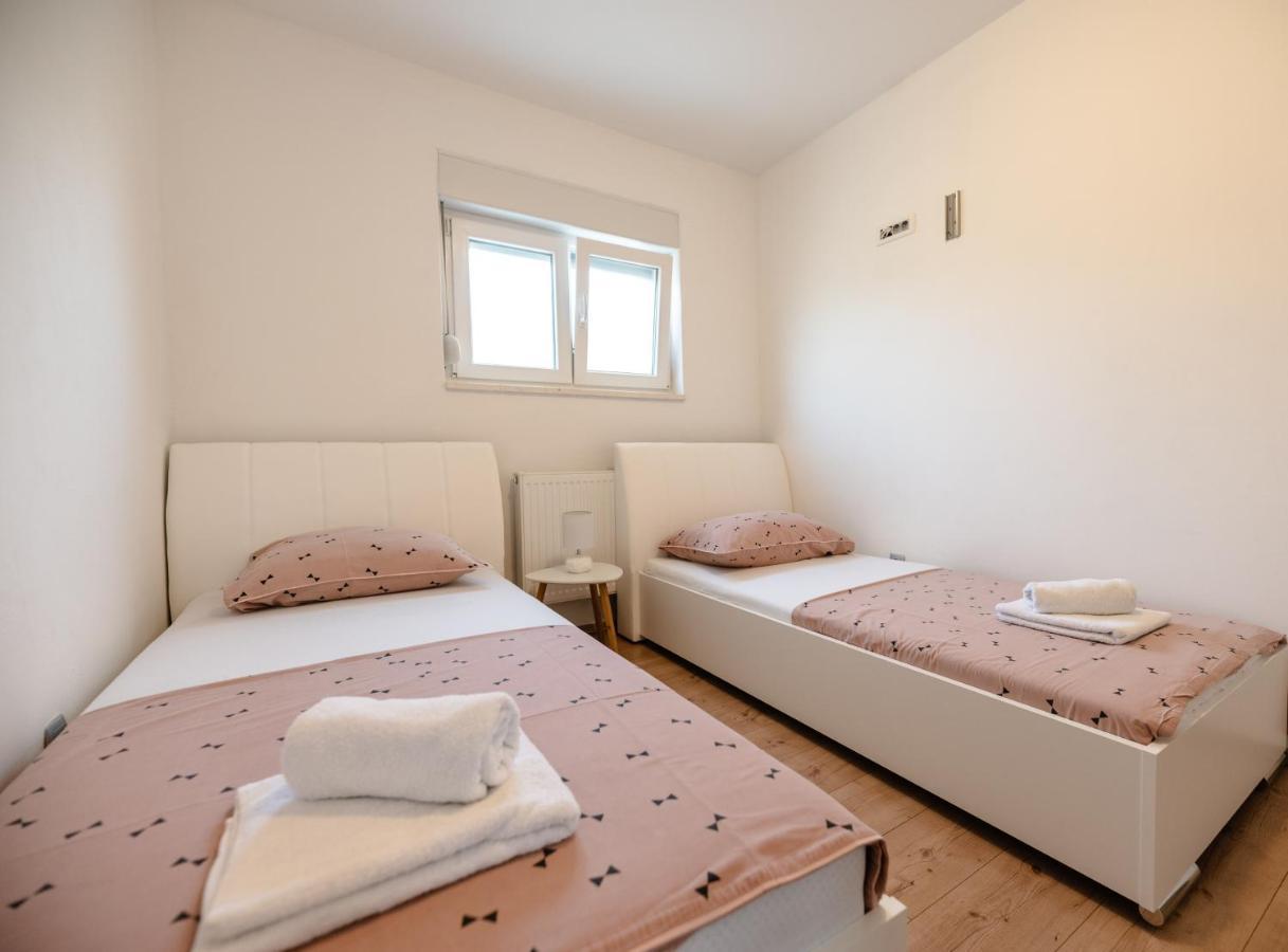 Apartments M Kožino Εξωτερικό φωτογραφία